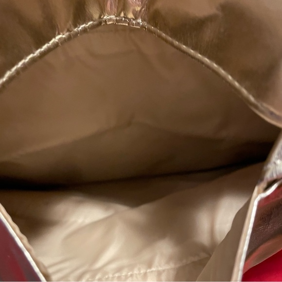 NWOT Donna Karan Metallic Gold Tote. Shoulder Strap, Drawstring. Roomy. - Picture 3 of 6